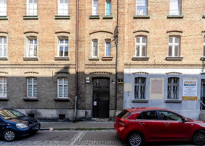 Strzelecka Comfort Living By Bookinghost *